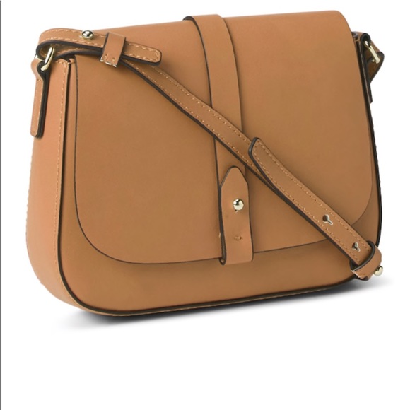 GAP Handbags - NEW Gap Crossbody Saddlebag